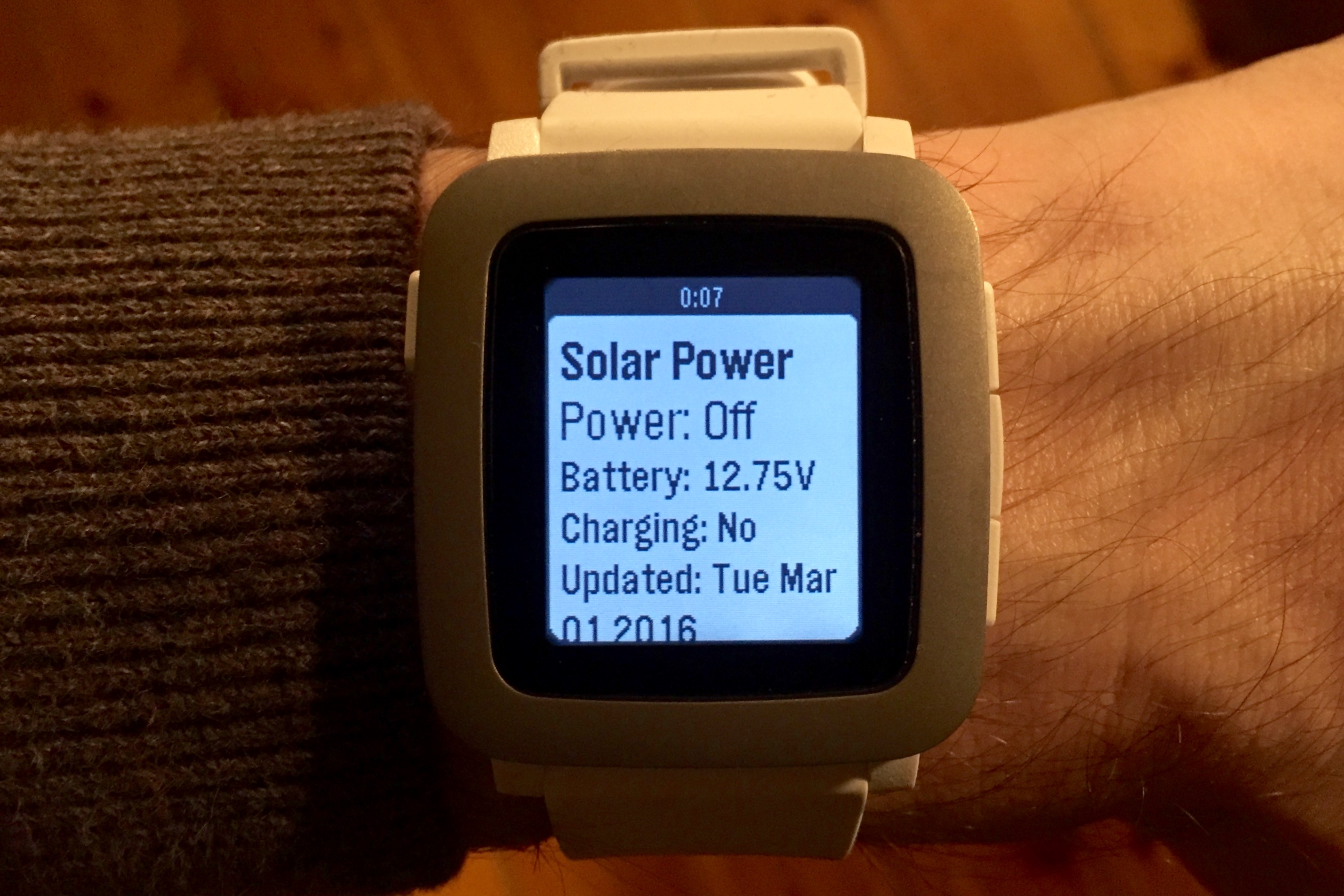 Pebble Time Watch Solar Panel Energy Stats App