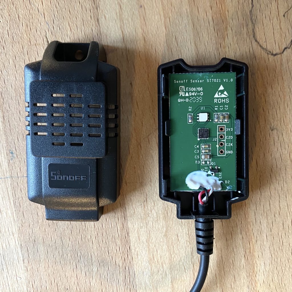 Teardown of the Sonoff Si7021 temperature and humidity sensor